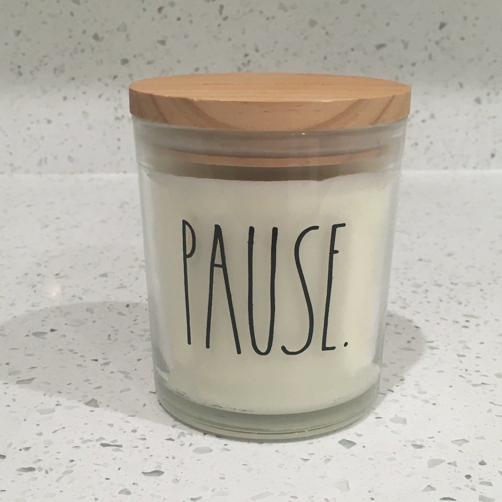 Rae Dunn Candle “PAUSE” 10.5 oz Winter Rose & Green Tea Candle, NEW